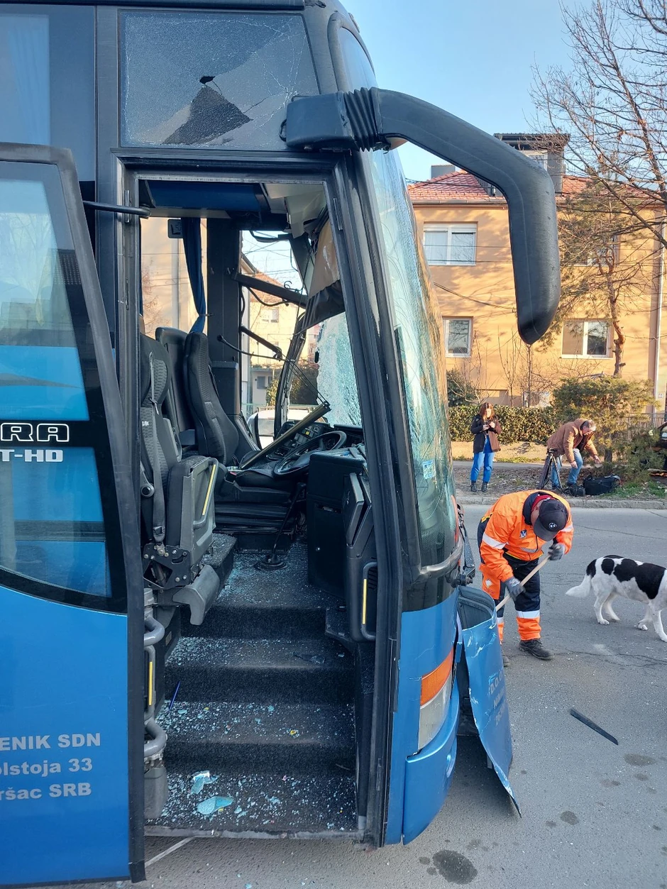 Sudar autobusa u Zemunu