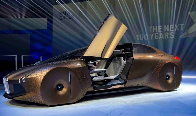 BMW Vision Next 100 - model koncepcyjny samochodu przyszłości według BMW, EPA/SVEN HOPPE Dostawca: PAP/EPA.