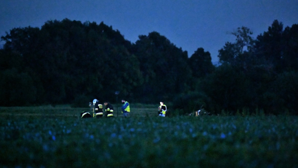 Strzegom: Katastrofa śmigłowca pod Świdnicą. Dwie osoby nie żyją