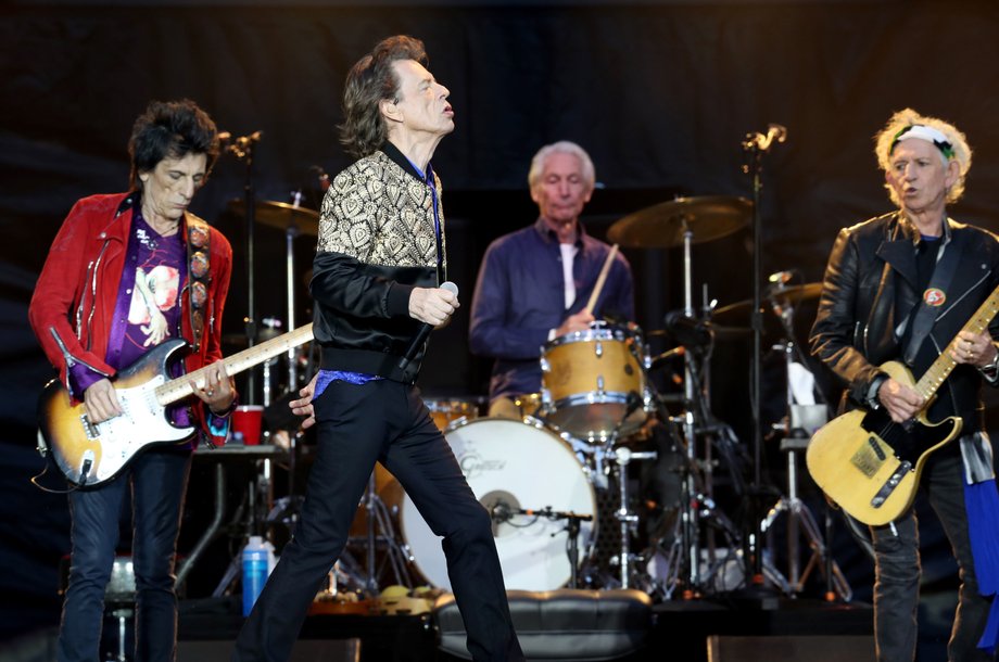 Rolling Stones podczas koncertu na stadionie Murrayfield w Edynburgu w Szkocji.