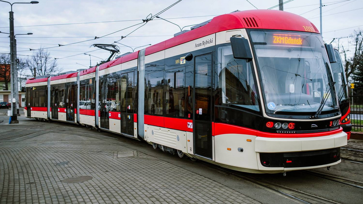 Gdańsk jest pierwszym miastem w Polsce, które nadaje imiona tramwajom. Do tej pory nazwano 43 pojazdy. Wkrótce do tego grona dołączą kolejne.