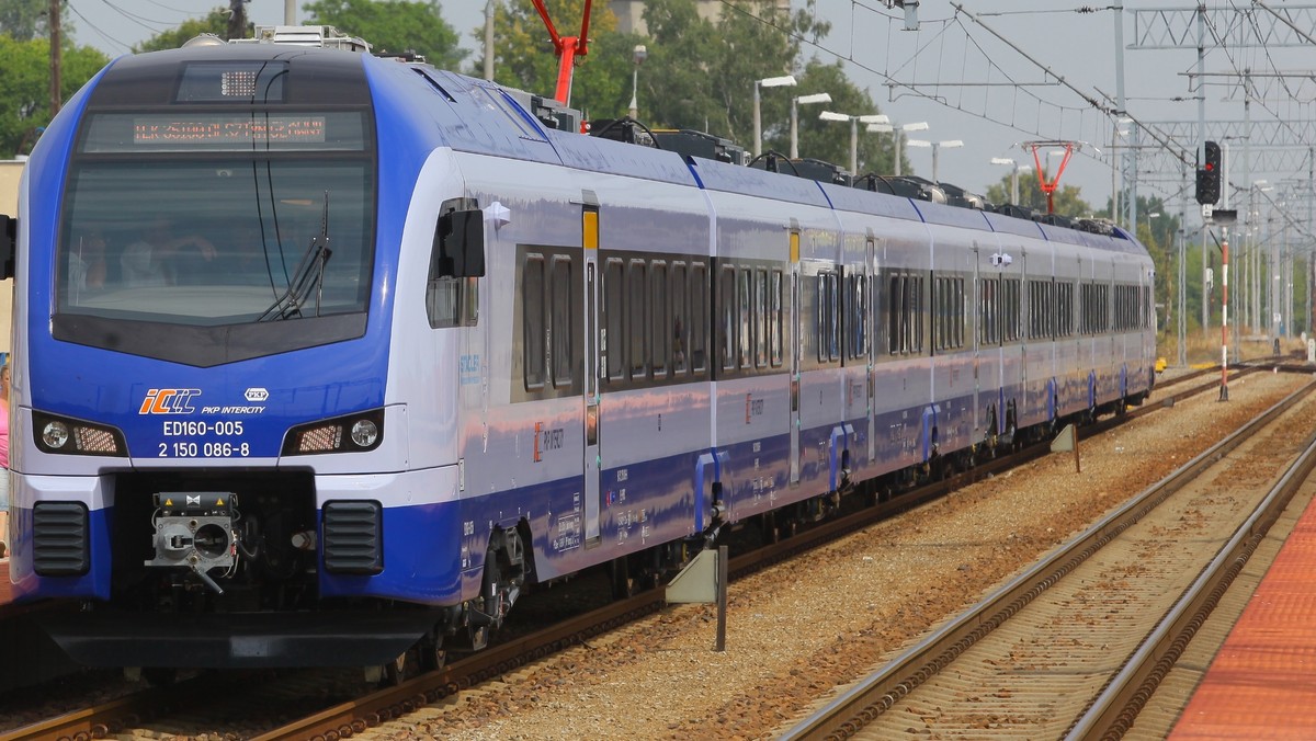 Węgier fotografował pociągi w  Gdyni. Odpowie za naruszenie miru domowego