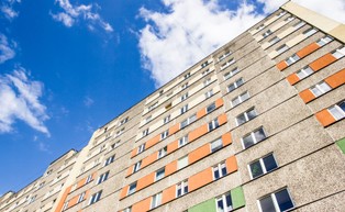 MIiR: Dodatkowa pomoc dla "wielkiej płyty", samorządów i OZE