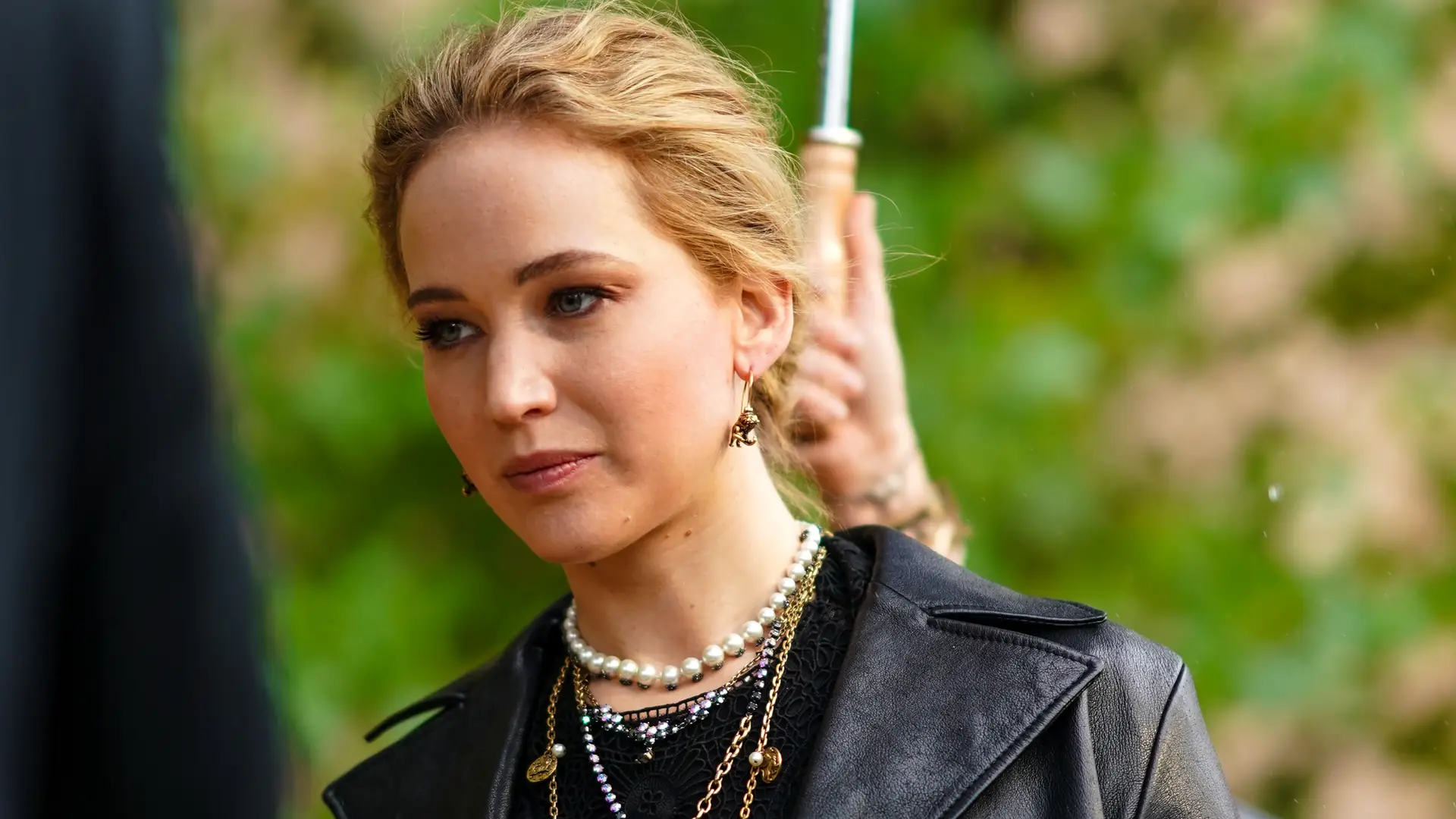 Jennifer Lawrence bierze ślub. Weselne menu imponuje