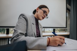 matura 2026. ile kosztują korepetycje? znamy średnie stawki za godzine