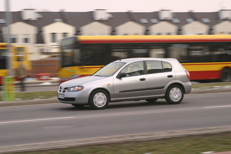 Nissan Almera: radzimy co kupić, diesla a może benzynę