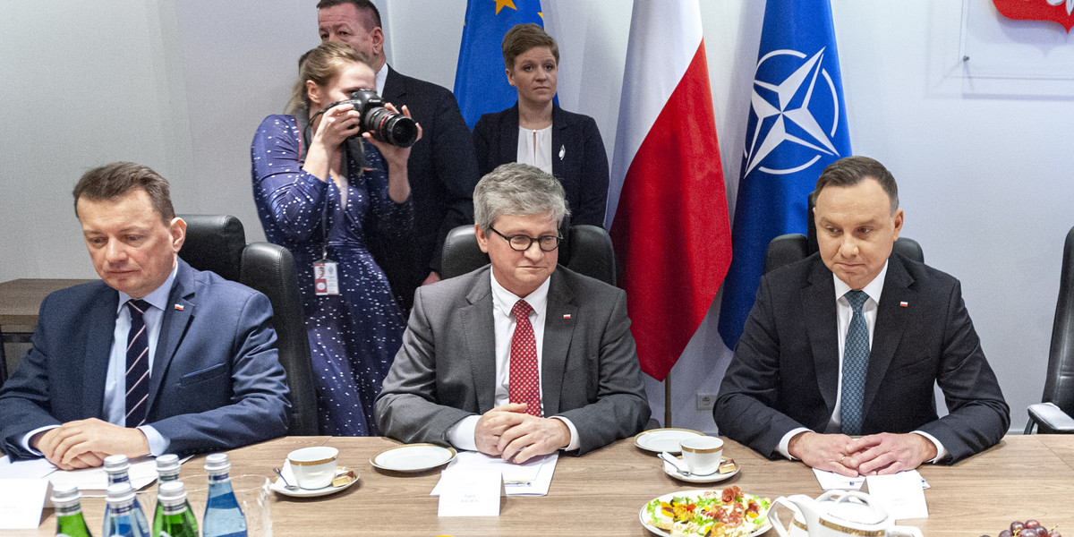 Minister obrony Mariusz Błaszczak, szef BBN Paweł Soloch i prezydent Andrzej Duda