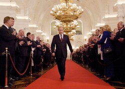 Smoleńsk prezentem dla Putina? "Nie zawahaliby się dokonać zbrodni"