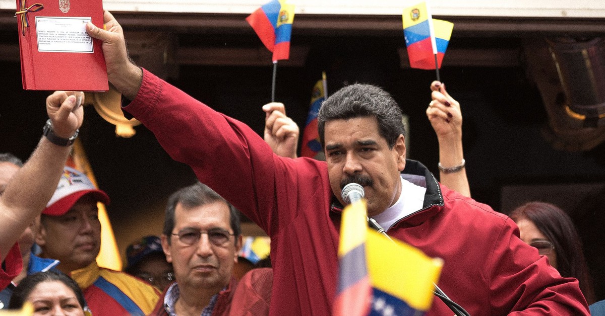 USA. Reuters: podczas ubiegłotygodniowej rozmowy telefonicznej Trump dał Maduro siedem dni na ucieczkę z Wenezueli