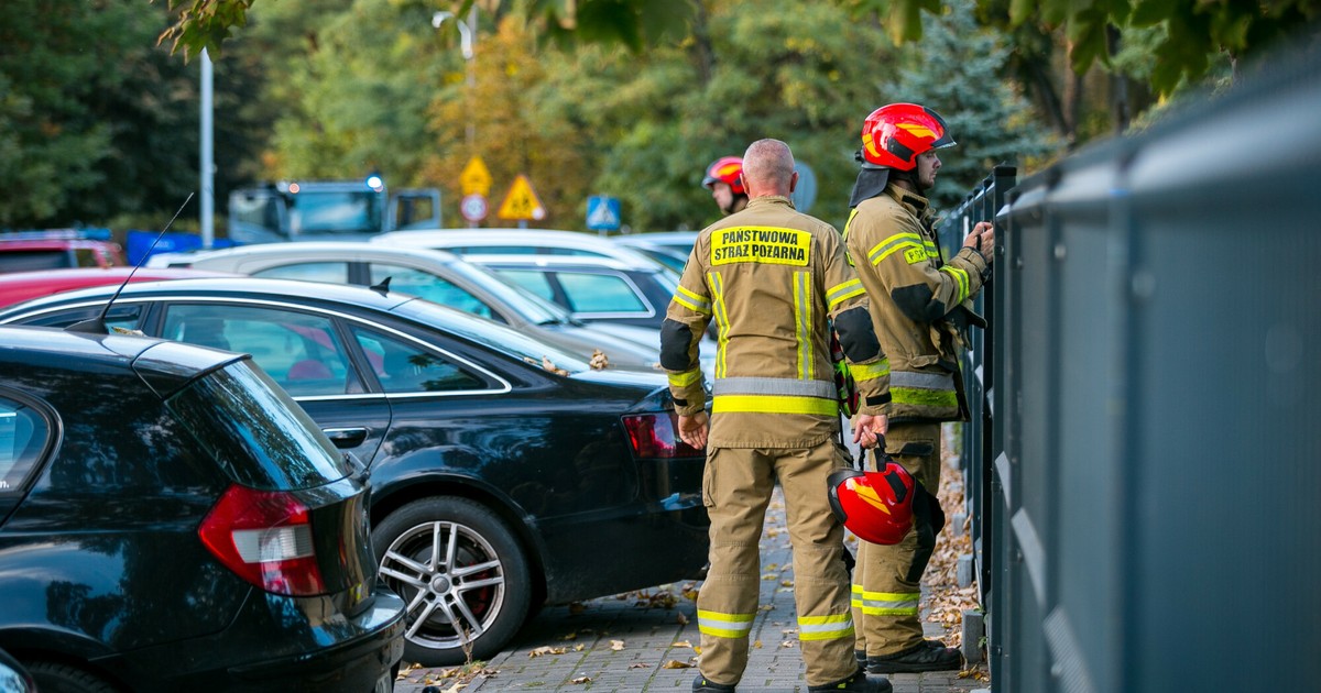 Tyle szkół odwołało zajęcia po ostatnich wydarzeniach