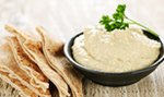 Hummus to pomysł na imprezową przegryzkę