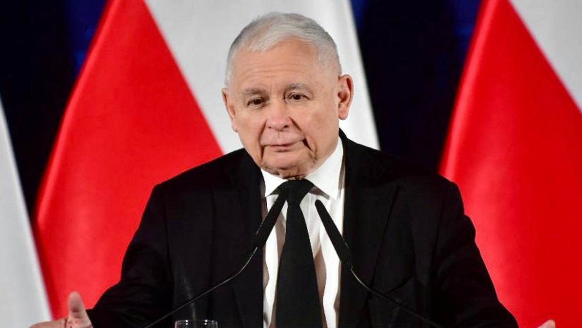 Kaczyński sugeruje ustępstwa wobec Brukseli. Najpierw chce pieniędzy