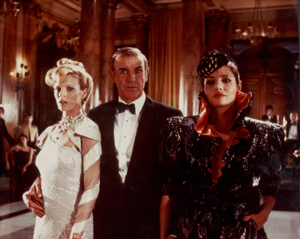 Najpiękniejsze kobiety Jamesa Bonda: Kim Basinger i Barbara Carrera