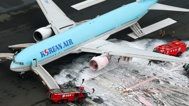 Ewakuacja samolotu Korean Air na lotnisku w Tokio