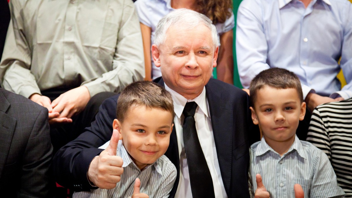 Jarosław Kaczyński z bliźniakami