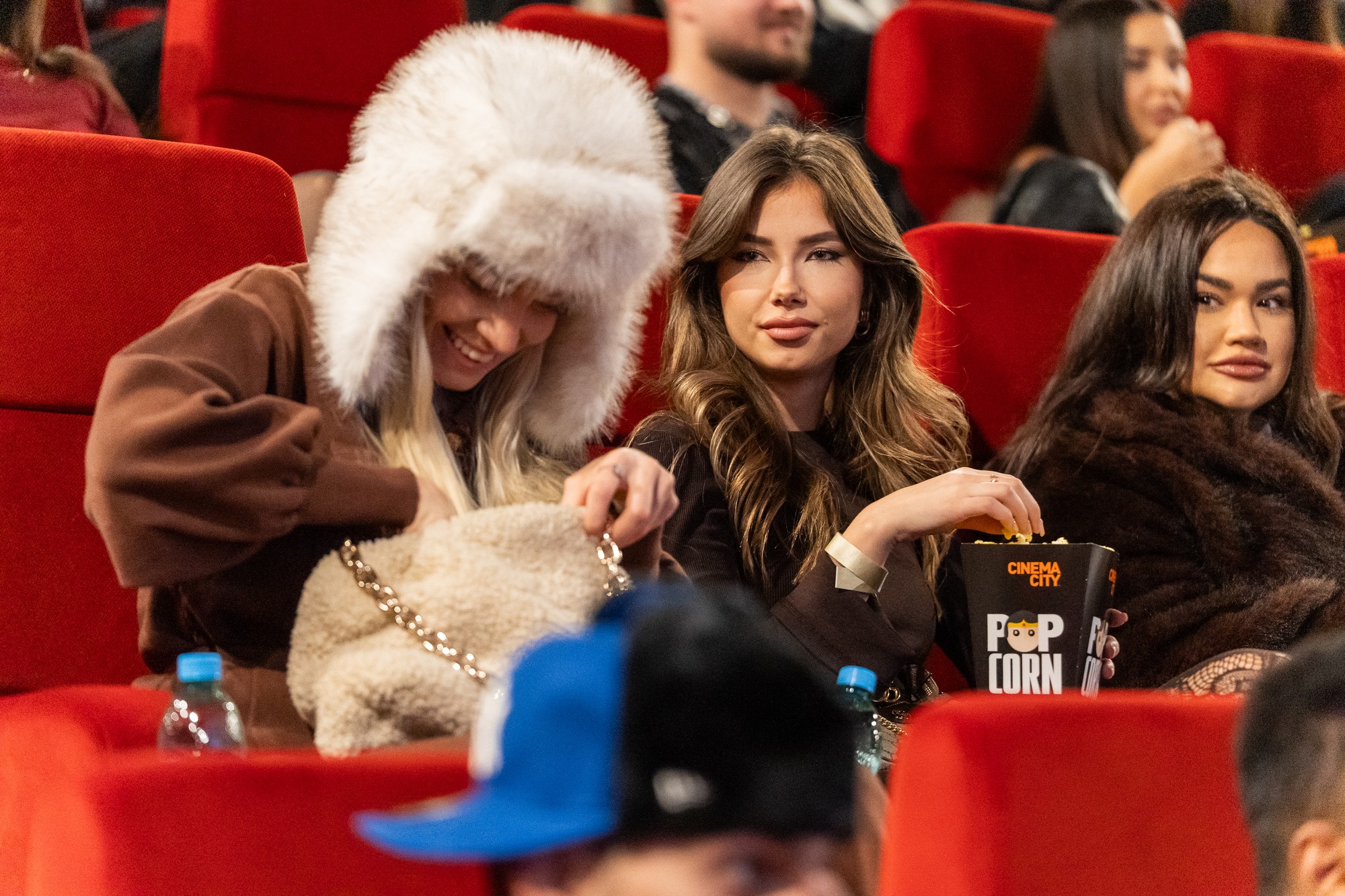 Premiéra Separovho koncertu - Karolína a Bejba z Ruže pre nevestu.