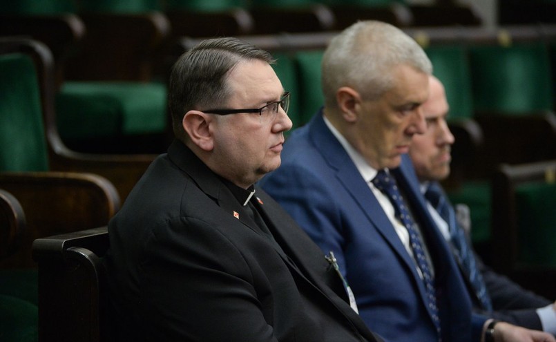 Ks. Tomasz Jegierski, mecenas Roman Giertych i poseł PO Borys Budka