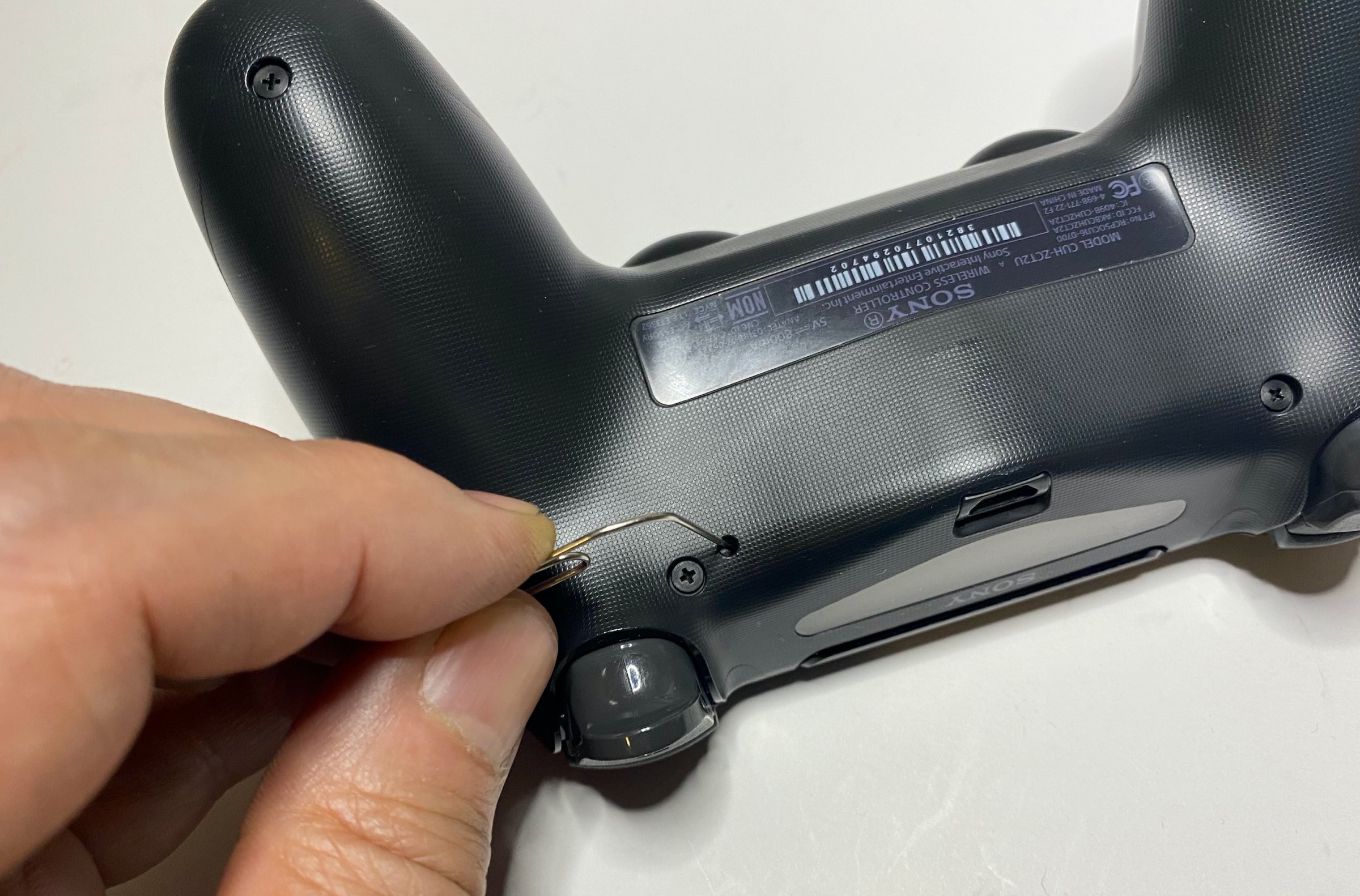'Why won't my controller connect to my PS4?' 2 ways to fix a PS4