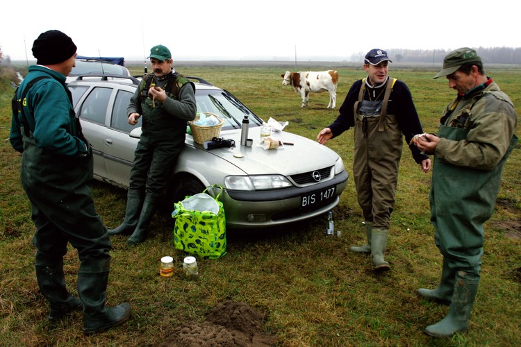Fotoreportaż Wojtka Jargiło o przenoszeniu bobrów zwyciężył w konkursie BZ WBK PRESS FOTO 2009 w kategorii przyroda