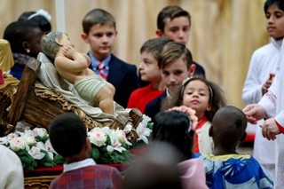 Pasterka w Watykanie. Papież: Musimy pielęgnować poczucie sprawiedliwości