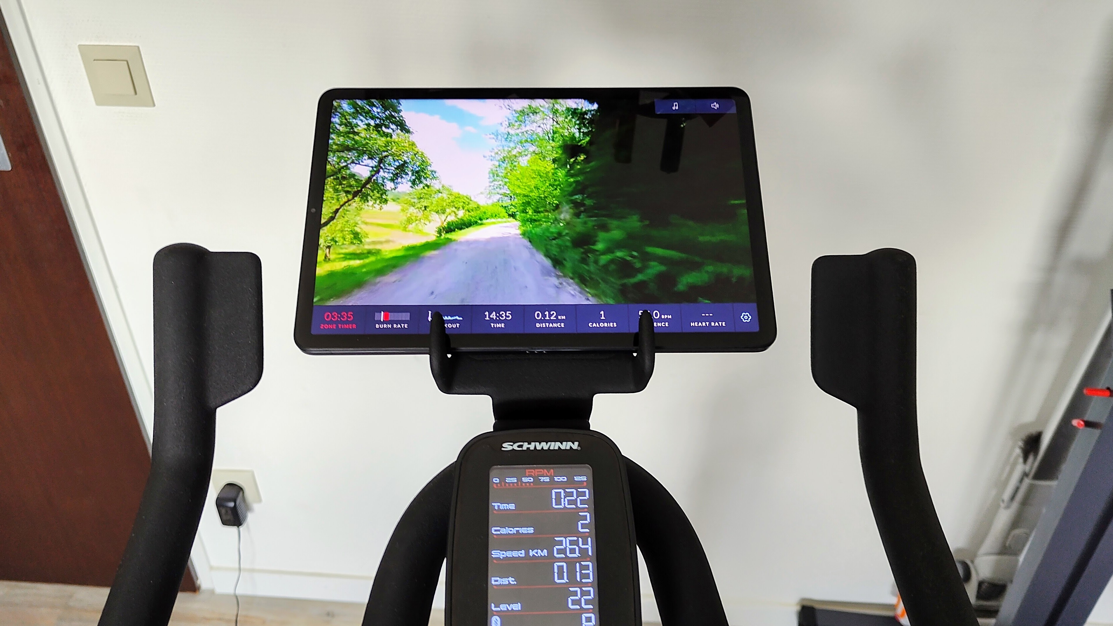 Alternative zu Peloton Indoor Cycle Schwinn 800 IC im Test Heise online bestenlisten