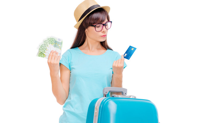 Utazás előtt tájékozódjunk a kártyás fizetés lehetőségeiről és költségeiről. Gondoskodjunk megfelelő mennyiségű készpénzről is  /Illusztráció: Shutterstock