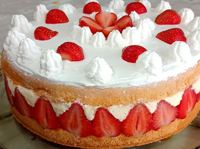 Francuska torta sa jagodama