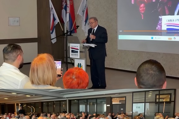 KRAGUJEVAC POSLAO SNAŽNU PORUKU: Porodica je snaga Srbije