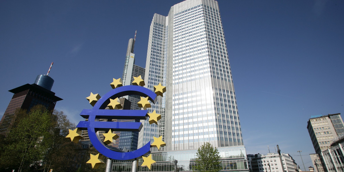 Inwestorzy wstrzymują oddech przed decyzją EBC