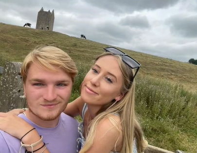 Aleasha si chcela kúpiť s jej snúbencom ich obľúbenú cukrovinku, tá cena ich dostala.