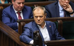 Premier Tusk opublikował wymowne zdjęcie. Nawiązał do WOŚP. "Prawda, kochani?"