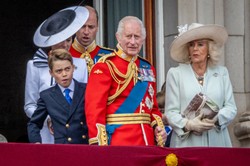 Trudny QUIZ z HISTORII. Dopasuj króla do państwa. 5/10 to szczyt Twoich możliwości