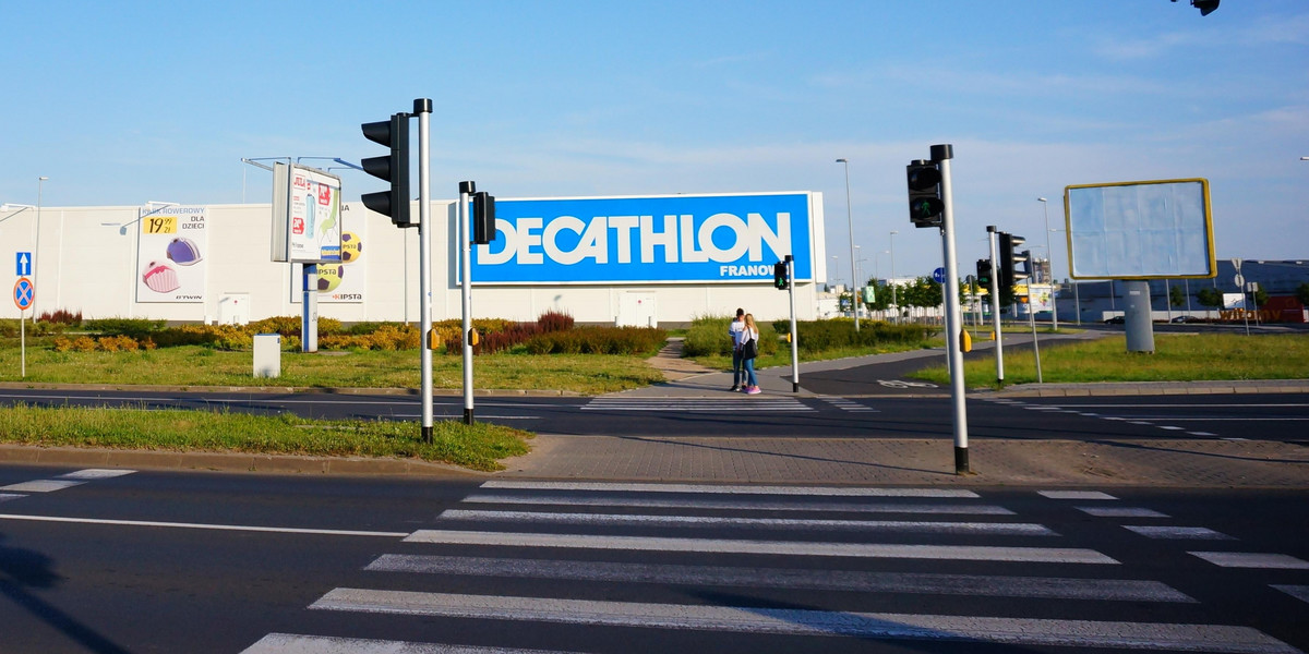 Decathlon.