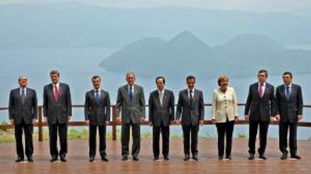 W razie niepowodzenia konferencji ministrów finansów G7 Japonia zwoła nadzwyczajny szczyt G8.