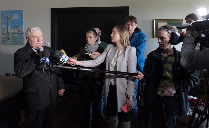 Lech Wałęsa udziela wywiadu