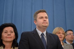 Adam Hofman przerywa milczenie: nigdy nie brałem żadnej „kilometrówki”