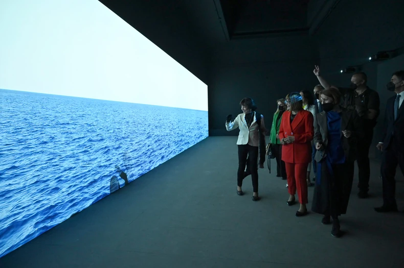 Izložba "Hod sa vodom" u Veneciji