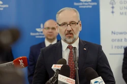 Niedzielski: W przypadku COVID-19 czekają nas około trzy miesięce względnego spokoju