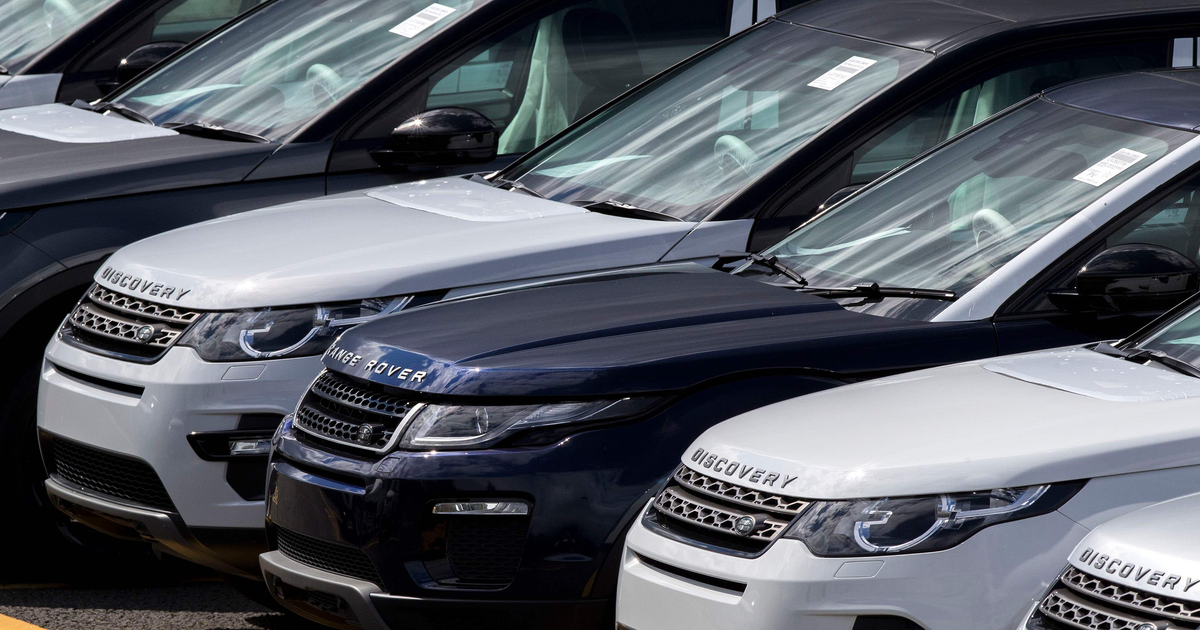 Car sales drop 5% in July as buyers await EV grants