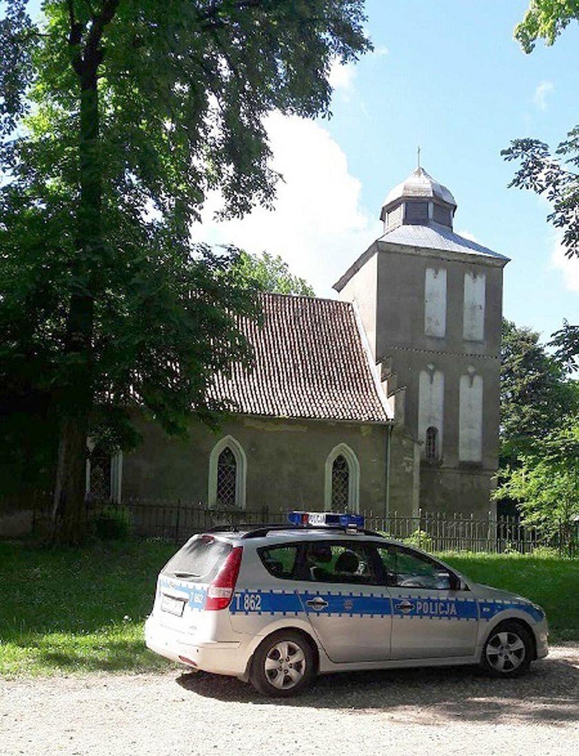 Pijani chuligani znieważyli miejsce spoczynku zmarłych