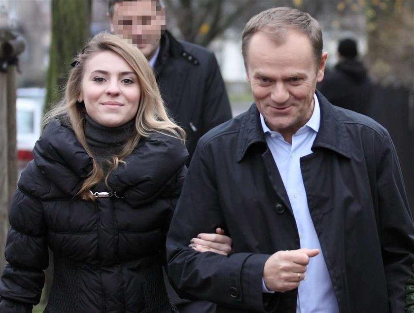 Tusk czerwony ze wstydu. Przez córkę. Jak to?