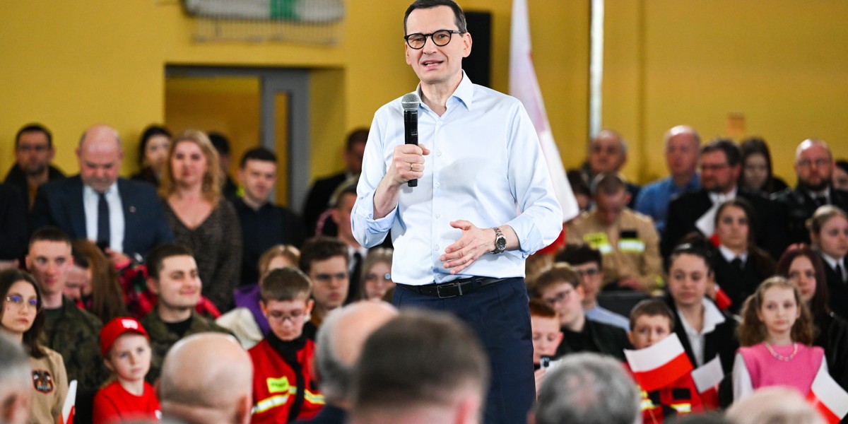 Premier Mateusz Morawiecki podczas spotkania z wyborcami w ramach trasy programowej PiS pod hasłem "Przyszłość to Polska".