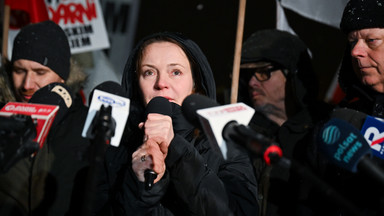 Żona Mariusza Kamińskiego brała udział w manifestacji, chociaż jest sędzią. "Mieszane odczucia"