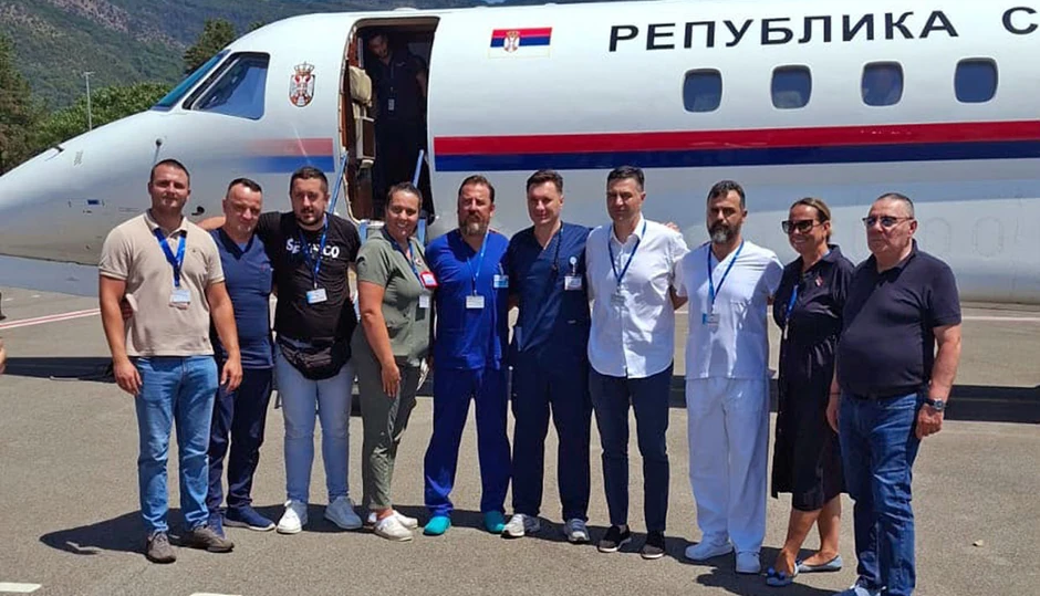 Medicinski tim iz Srbije 