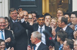 Rishi Sunak nowym premierem Wielkiej Brytanii. Musi uprzątnąć chaos w partii i brytyjskiej gospodarce