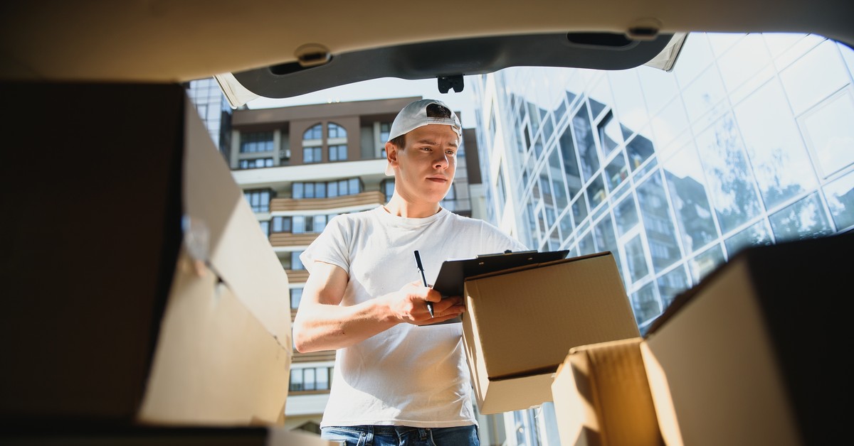 Raport: firmy kurierskie wspierają rozwój polskiej gospodarki [materiał partnera]