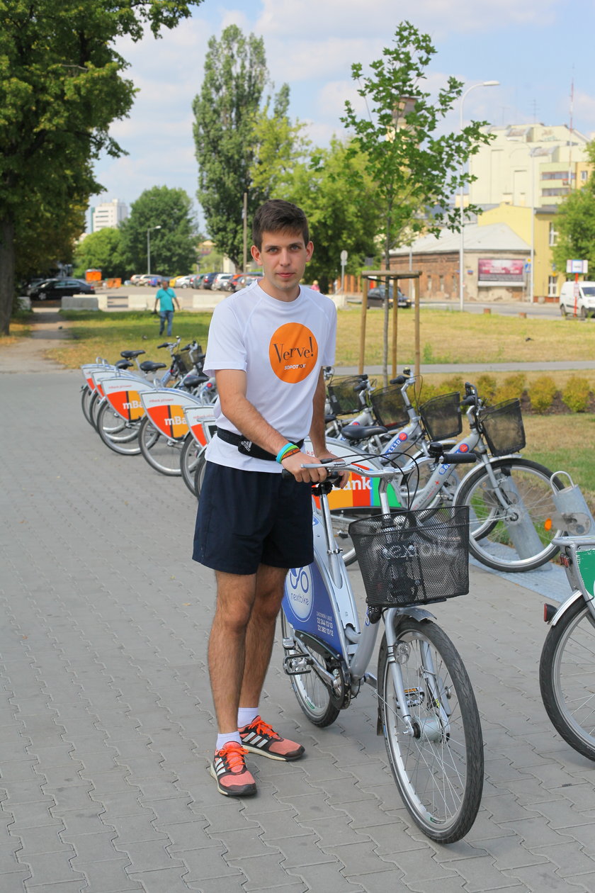 Mniej rowerów na lewym brzegu