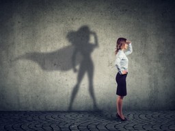 W Polsce kobiety stanowią tylko 15 proc. wyższej kadry zarządzającej [WYWIAD]