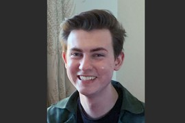 "MOJ SIN SE UBIO, misleći da je gubitnik jer nije diplomirao. Ubrzo smo otkrili da su na FAKULTETU NAPRAVILI STRAŠNU GREŠKU"