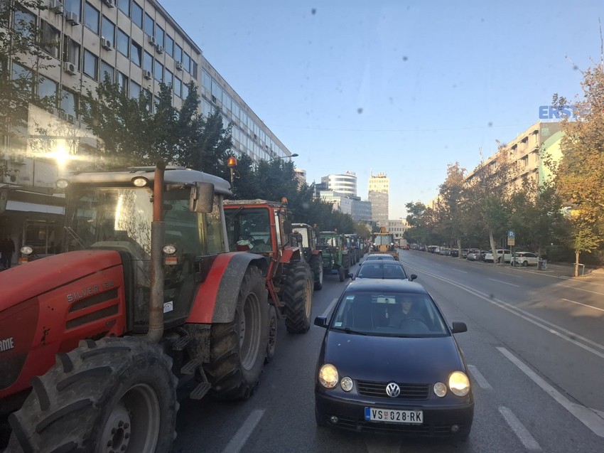 Traktori u Novom Sadu